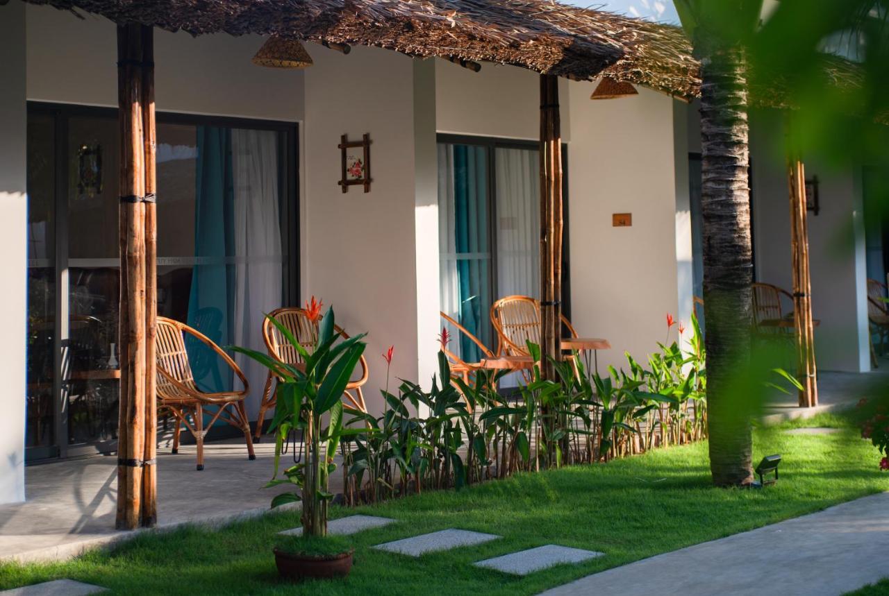 Sala Tuy Hoa Beach Hotel Esterno foto