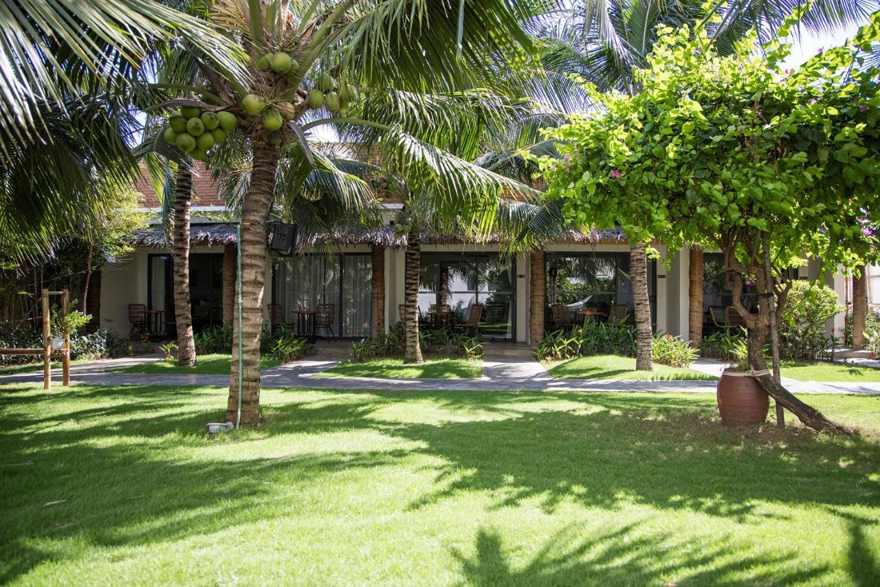 Sala Tuy Hoa Beach Hotel Esterno foto